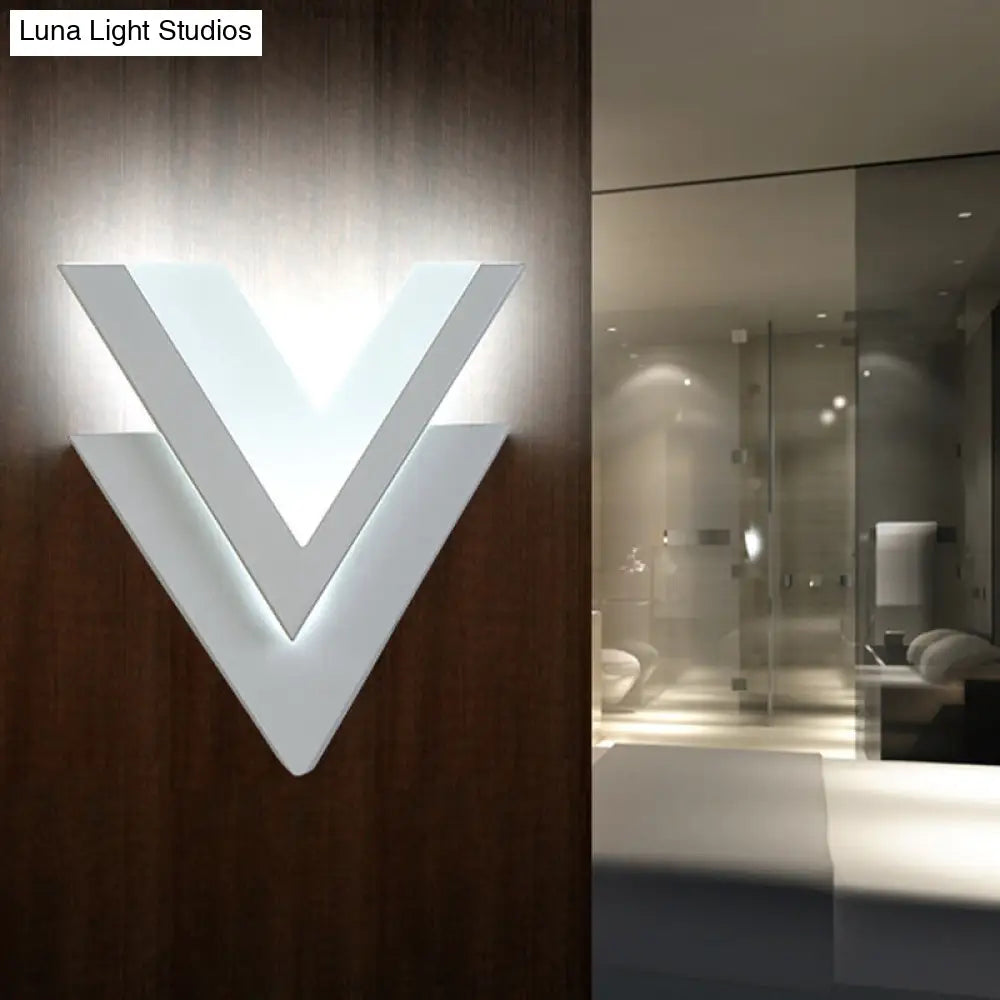 Contemporary Double-V Sconce Led Wall Mount Light Fixture In Warm/White - Metallic Stairway Lighting