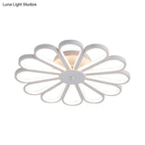 Contemporary Flower Shape Semi Flush Led Ceiling Light Fixture In White/Warm Tone Acrylic