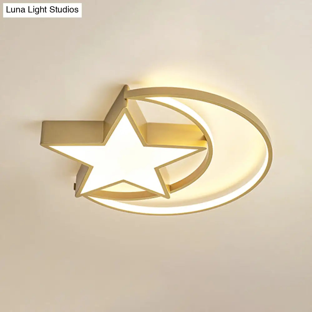 Contemporary Iron Crescent - Star Surface Ceiling Light Led Flush Mount In Gold - 16’/19.5’