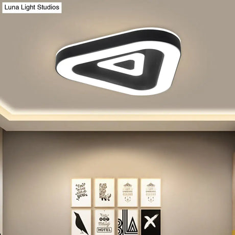 Contemporary Triangular Flush Mount Led Ceiling Light - 18’/21.5’ Wide Black/White Ideal For