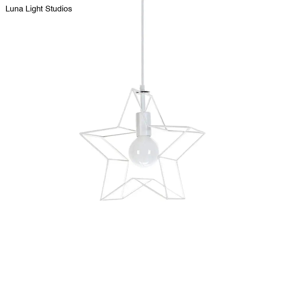 Contemporary White Metal Star Pendant Light With 1 Bulb