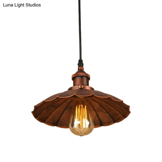 Iron Farmhouse Style Hanging Ceiling Light With Scalloped Shade