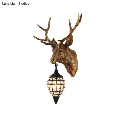 Farmhouse Single-Bulb Deer Head Wall Lamp With Crystal Shade In Brown/Gold Resin Sconce Lighting