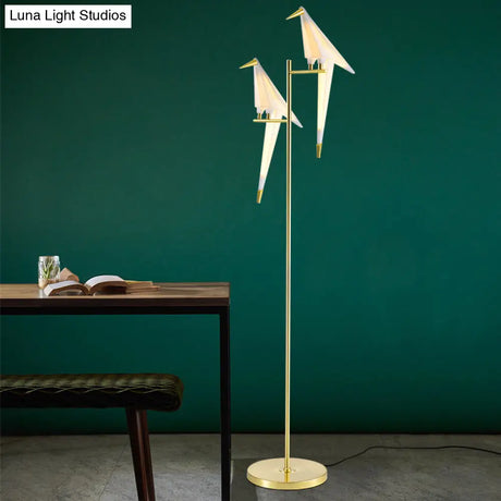 Gold Origami Bird Floor Lamp - Elegant Acrylic Living Room Lighting