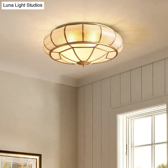 Gold Ripple Glass Flush Mount Lighting: Classic Donut-Shaped Fixture Ideal For Dining Rooms