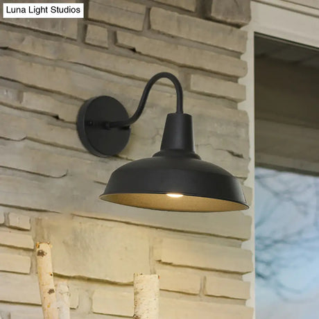 Gooseneck Arm Farmhouse Barn Wall Sconce With Metallic 1-Bulb Lamp - Black Porch Lighting