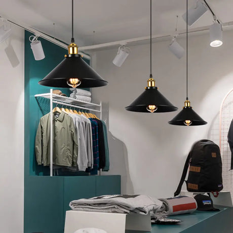 Industrial Black Iron Pendant Light With Conical Shade – Single-Bulb Suspension For Restaurants /