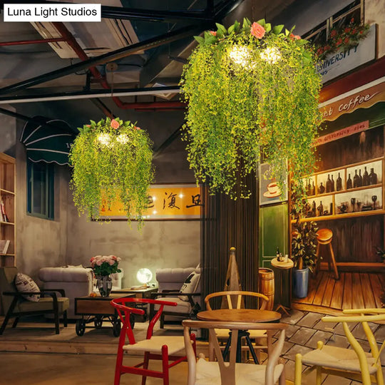 Industrial-Style Metal Chandelier With 3 Green Pendant Lights - Perfect For Restaurants And Plant