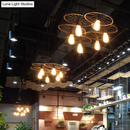 Industrial Style Metallic Multi-Light Pendant With Wheel Design - Perfect For Restaurants