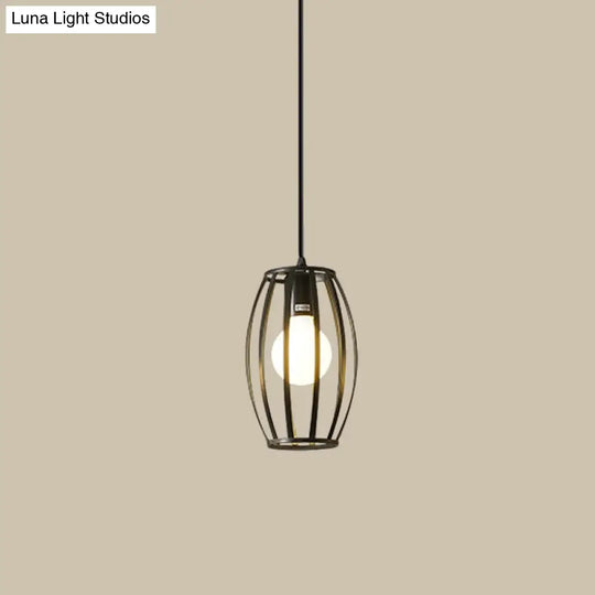 Iron Hanging Pendant Light With Black Industrial Design - Perfect For Dining Rooms Or Suspended