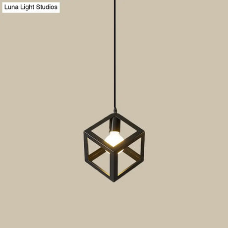 Iron Hanging Pendant Light With Black Industrial Design - Perfect For Dining Rooms Or Suspended