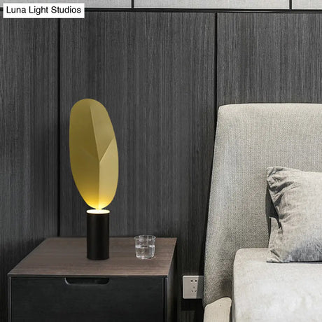 Led Leaf Task Light Metal Night Table Lamp In Pink/Gold - Modernist Design For Living Room