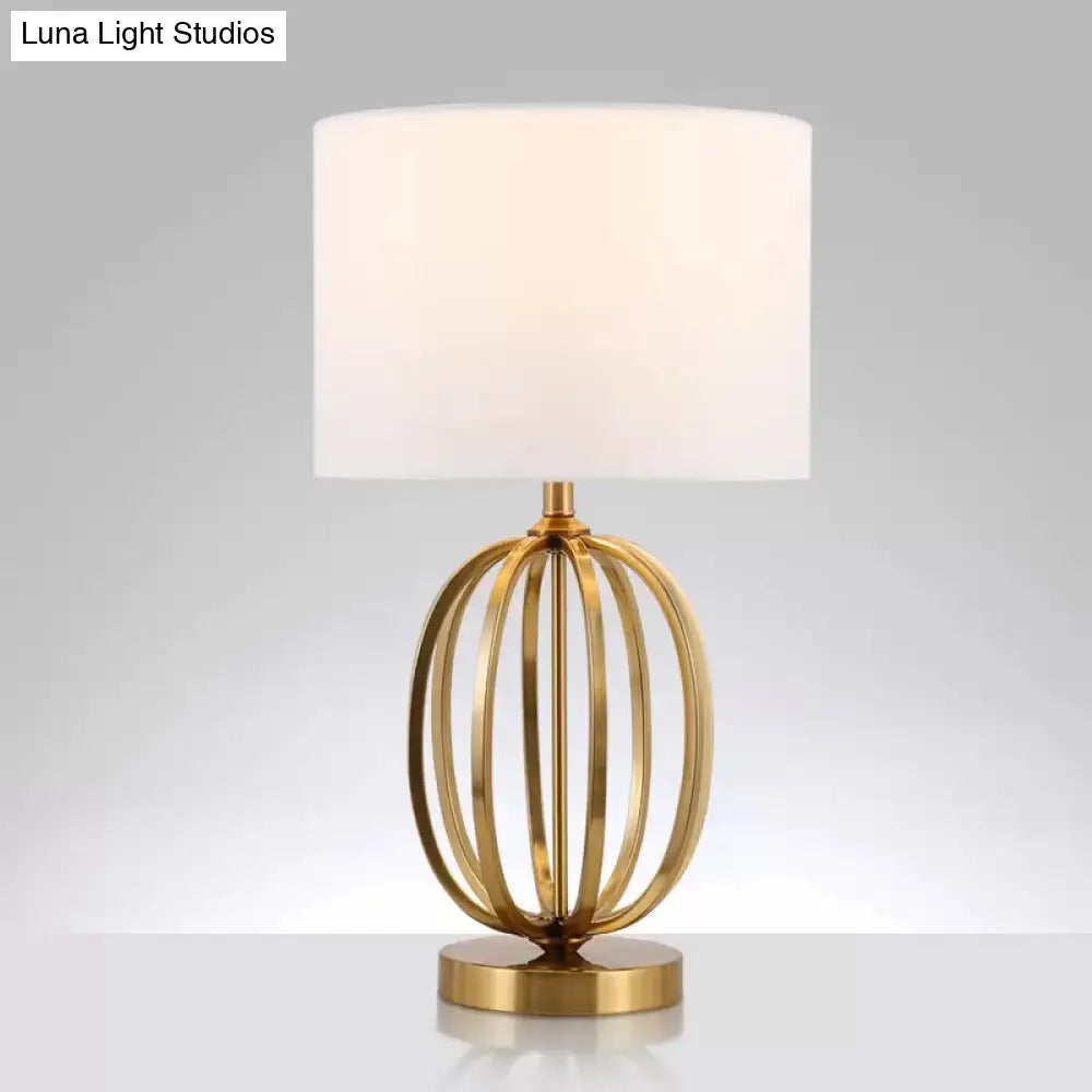 Vintage Single Bulb Table Lamp With Fabric Drum Shade Gold Oval Frame Base