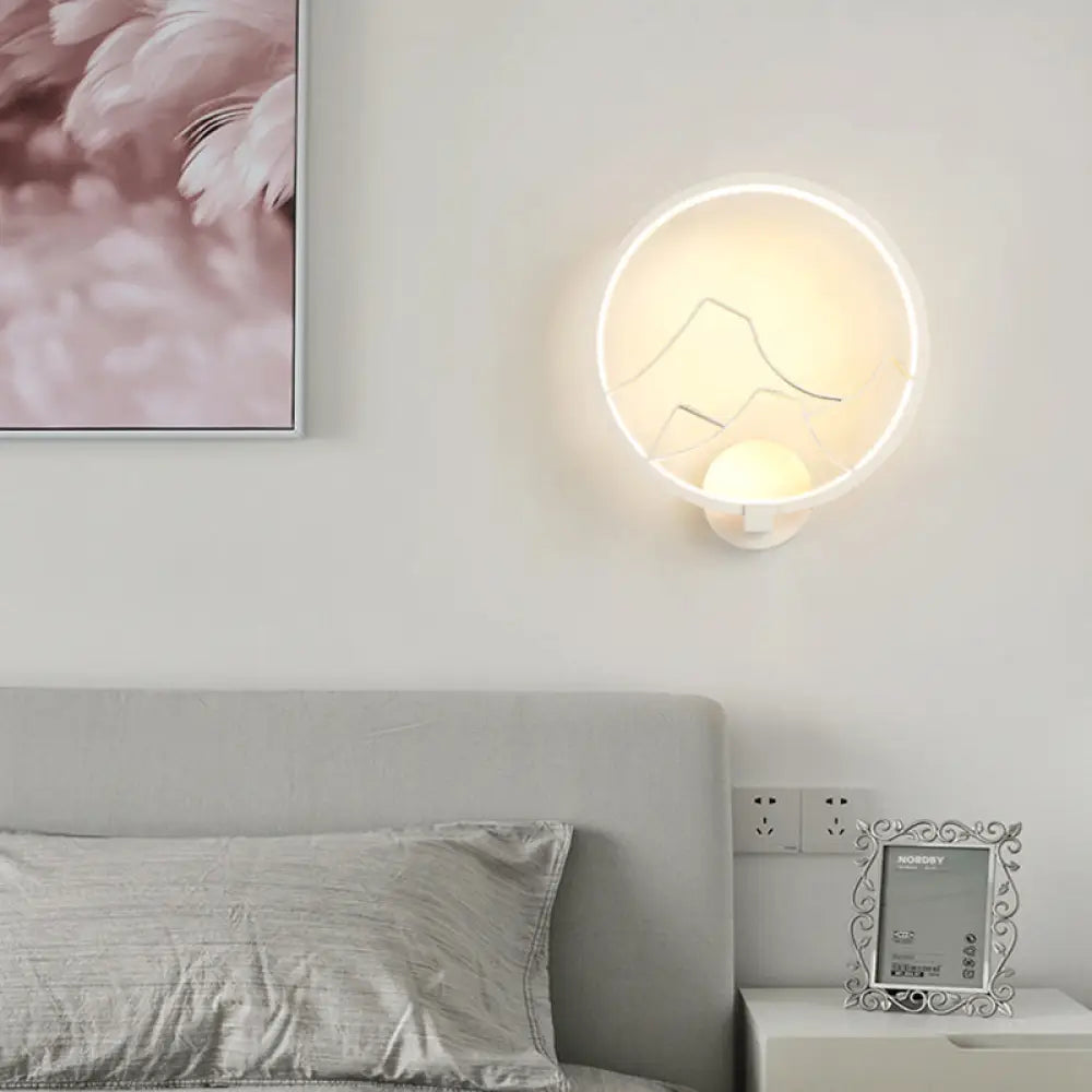 Minimalist Acrylic Ring Wall Lamp With Led White/Black Mountain Shade White
