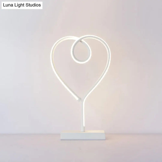 Minimalist Aluminum Led Table Light For Living Room With Line Art Night Lighting