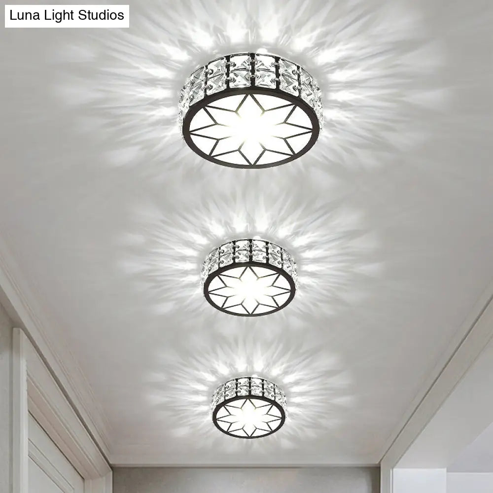 Minimalist Black Metal Round Led Ceiling Spotlight With Crystal Inserts - Flush Mount Lighting /