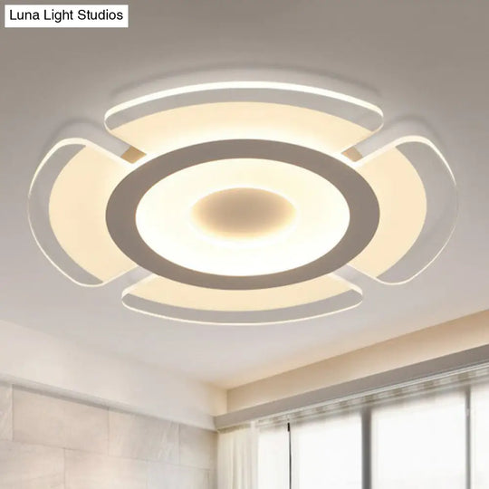 Minimalist Clear Led Flush Mount Fixture For Living Room - Metallic Circular Lighting / 16.5 Warm