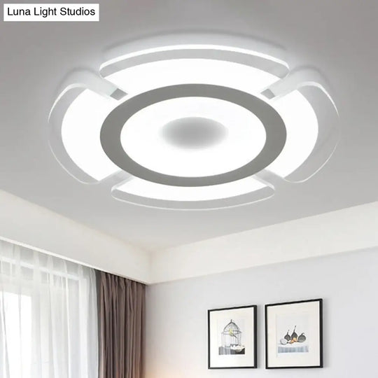 Minimalist Clear Led Flush Mount Fixture For Living Room - Metallic Circular Lighting / 16.5 White