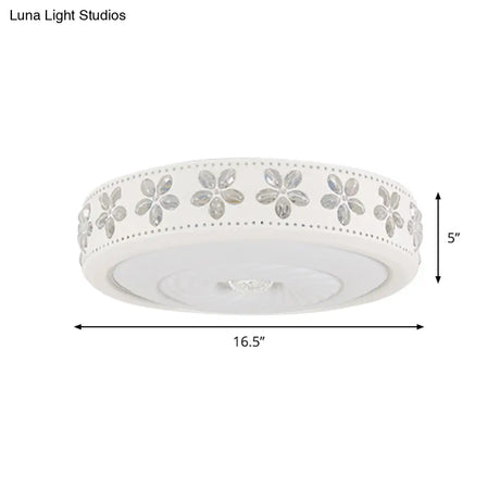 Minimalist Iron Led Ceiling Light With Flower Edge - White Circle Flush Mount For Living Room