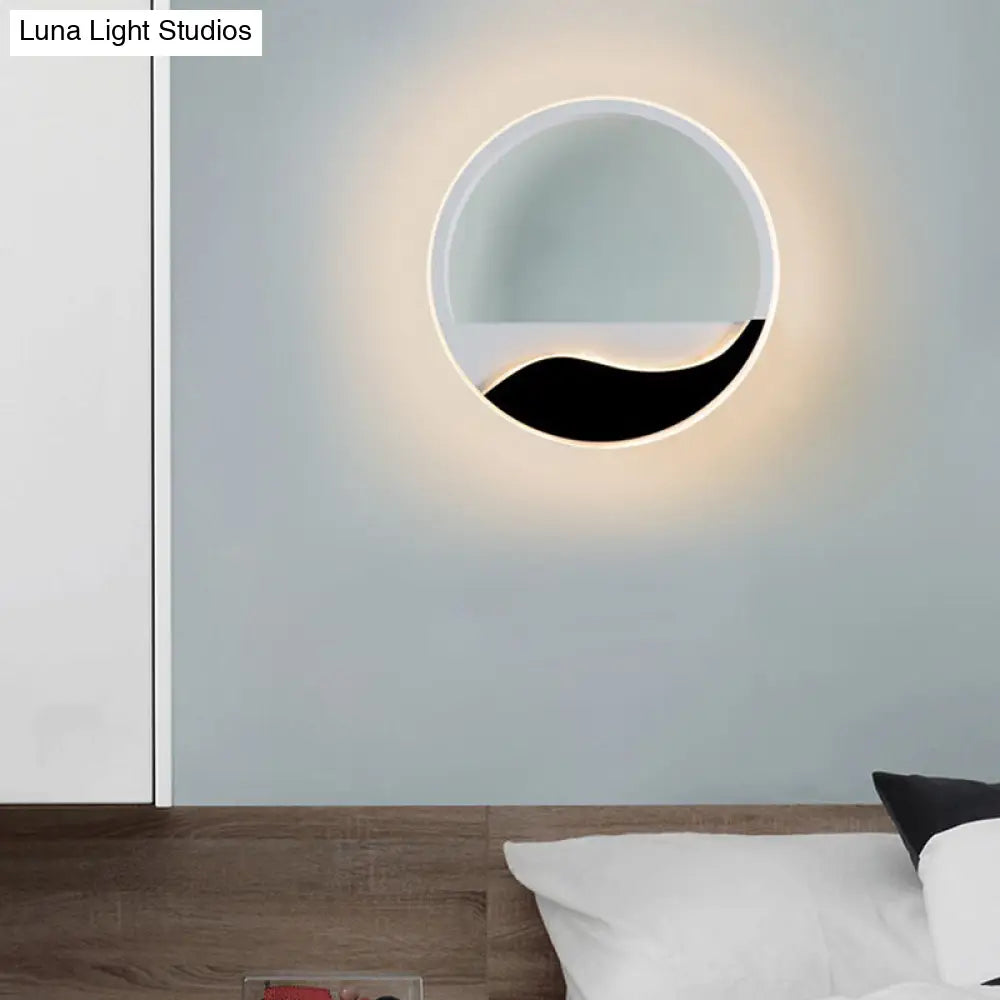 Minimalist Led Wall Light W/ Wave Patterned Acrylic Frame - Black/White Warm/White