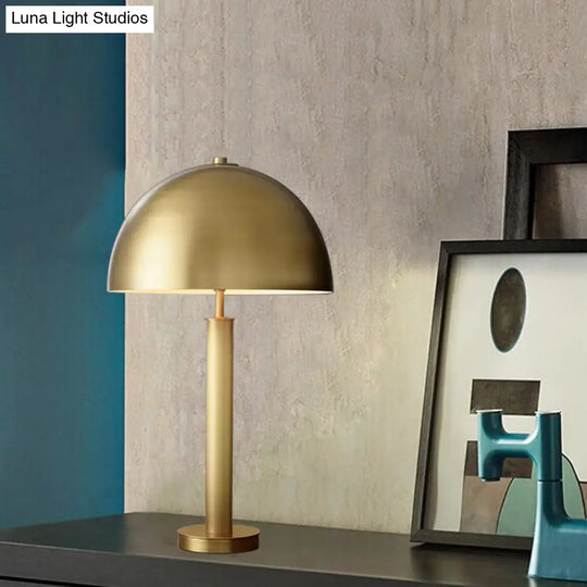Minimalist Metallic Semicircle Table Lamp 1-Light Nightstand Light For Bedside In Black/Gold