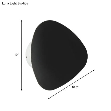 Minimalist Metallic Triangle Wall Sconce - 8.5/10.5 Wide Led Black Lamp For Corridor