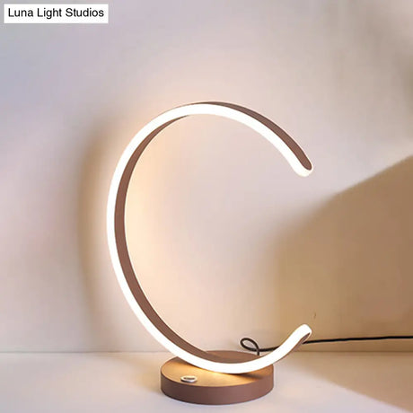 Minimalistic Led Coffee Nightstand Lamp With Curved Design Warm/White Light