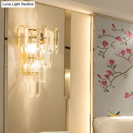 Modern 3-Headed Crystal Wall Sconce With Gold 4-Layer Mount