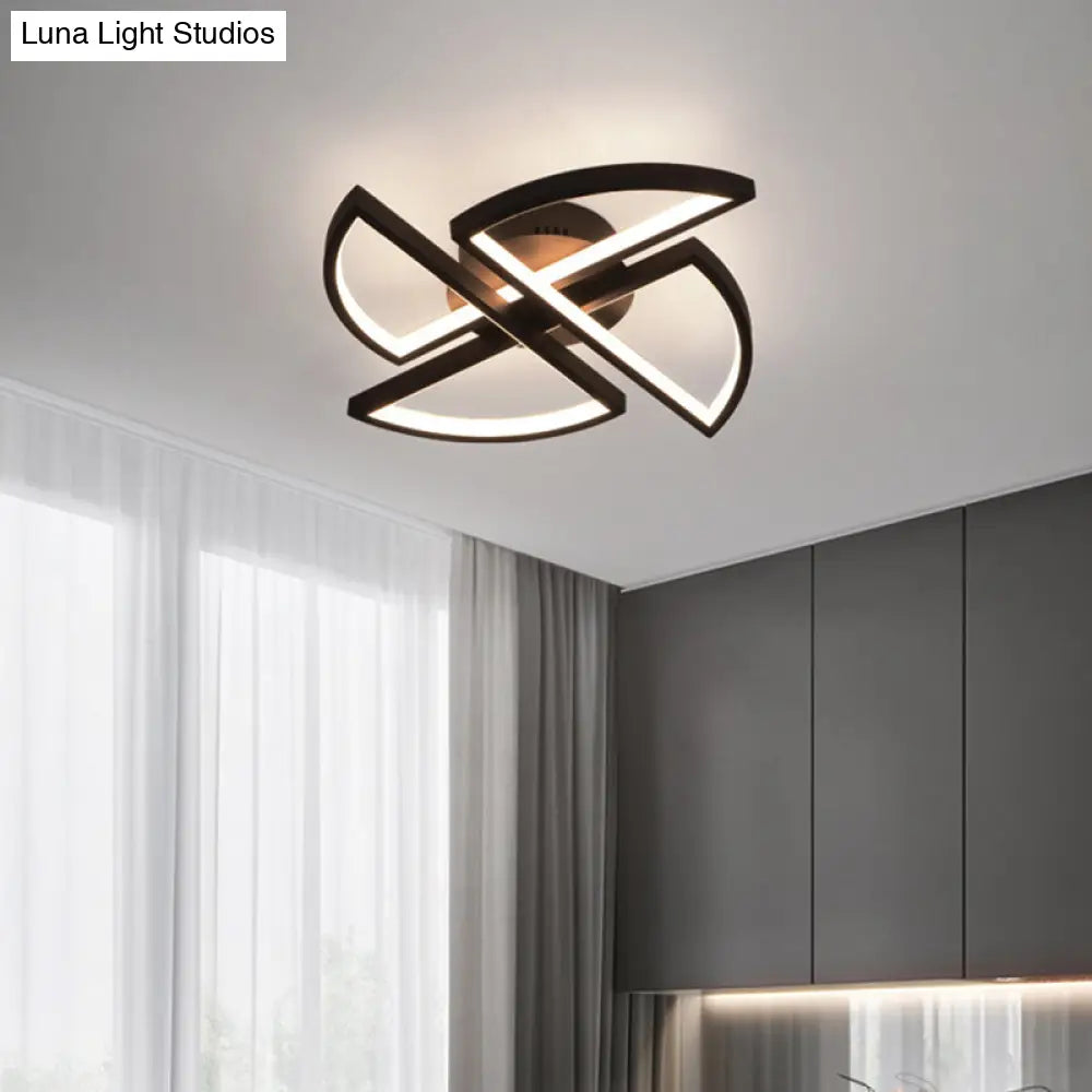 Modern Aluminum Windmill Led Flush Light In Black For Living Rooms - Ceiling Mount / 18’ Natural
