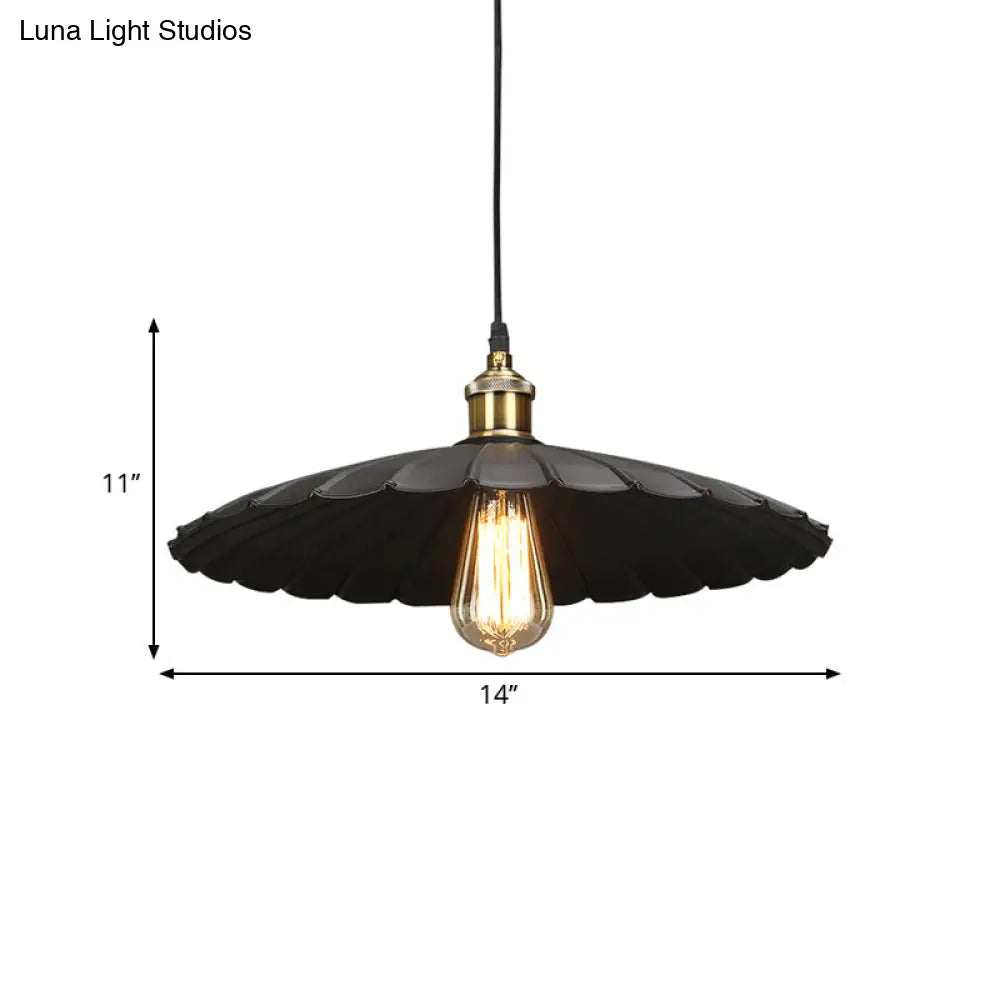 Scalloped Black Metal Pendant Light For Warehouse And Dining Room