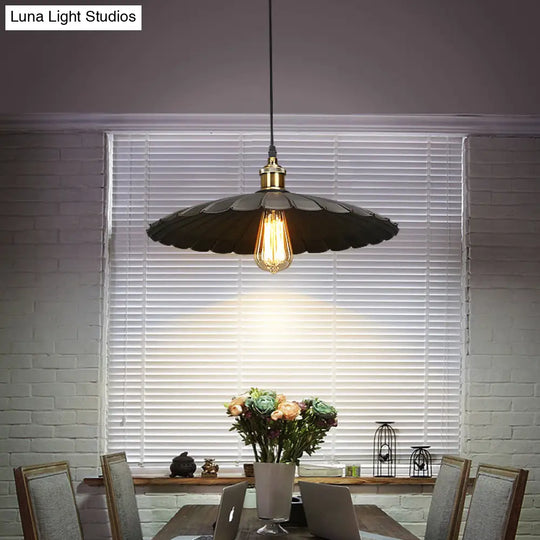 Modern Black Scalloped Metal Pendant Lamp - Hanging Ceiling Light For Warehouse And Dining Room
