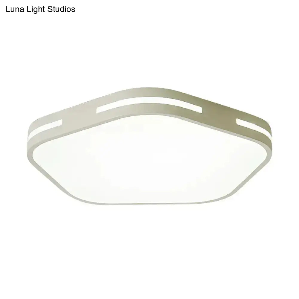 Modern Black/White Flush Mount Led Ceiling Light With Acrylic Pentagram Shade - 15’/18.5’ Width
