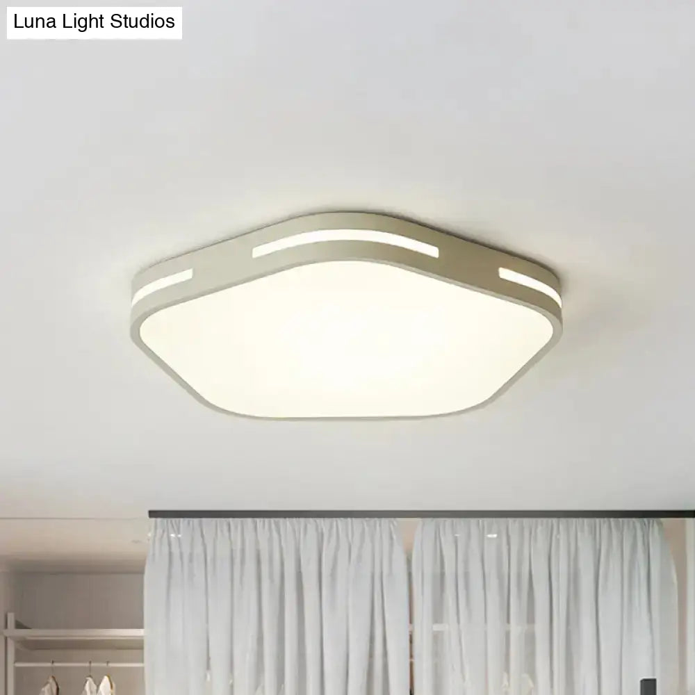 Modern Black/White Flush Mount Led Ceiling Light With Acrylic Pentagram Shade - 15’/18.5’ Width