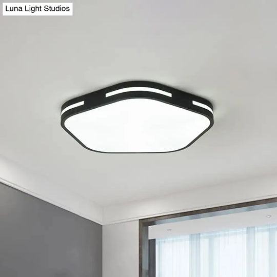 Modern Black/White Flush Mount Led Ceiling Light With Acrylic Pentagram Shade - 15’/18.5’ Width