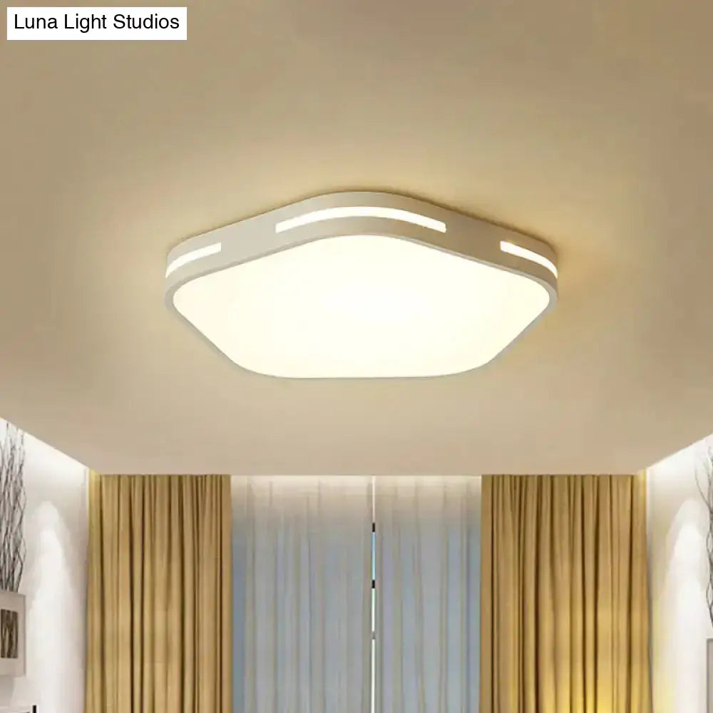 Modern Black/White Flush Mount Led Ceiling Light With Acrylic Pentagram Shade - 15’/18.5’ Width