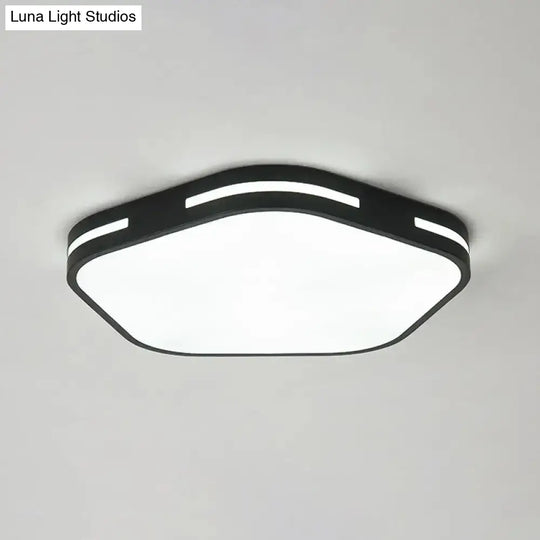 Modern Black/White Flush Mount Led Ceiling Light With Acrylic Pentagram Shade - 15’/18.5’ Width