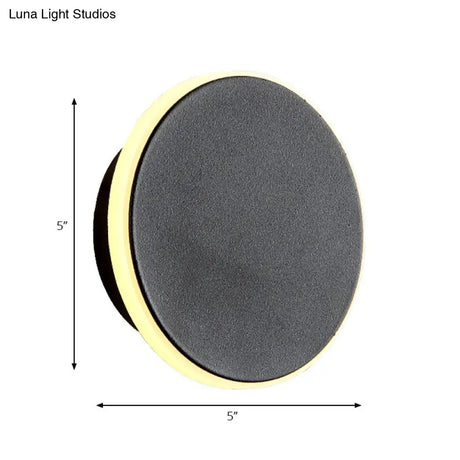 Modern Black/White Led Disc Sconce: Single Acrylic Wall Light In Warm/White