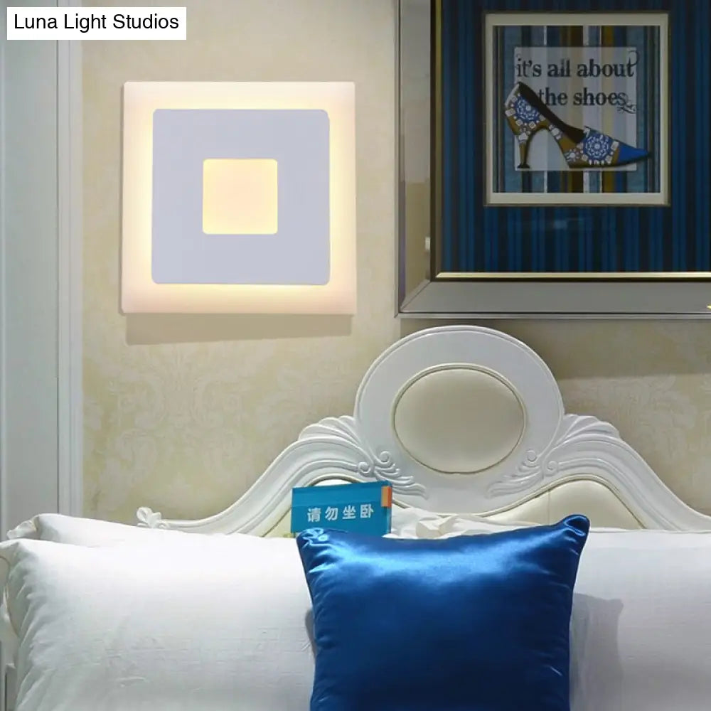 Modern Black/White Led Sconce Lamp - 1 Light Acrylic Wall Mount In Warm/White