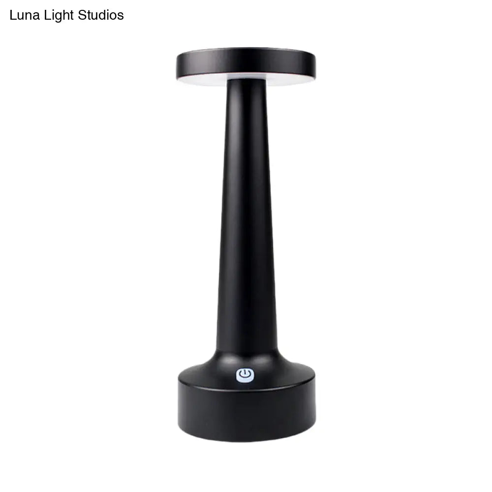Modern Circle Dining Table Lamp - Waterproof Led Desk Light Metallic Finish In Black/Silver/Gold