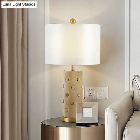 Modern Fabric Night Table Lamp In White With Straight Sided Shade