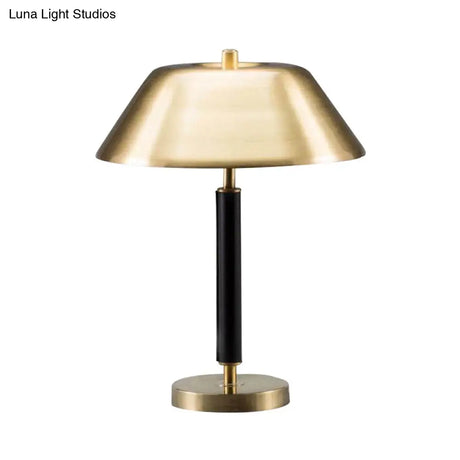 Modern Gold Metal Nightstand Lamp For Living Room 1 Head Table Lighting