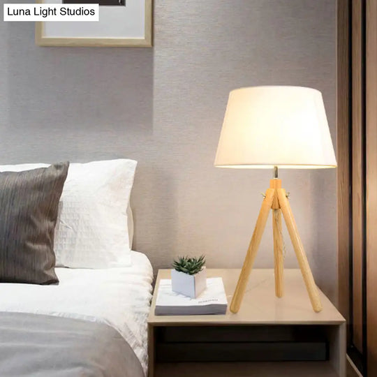 Modern Grey/White/Flaxen Dining Room Desk Lamp With Wide Flare Fabric Shade