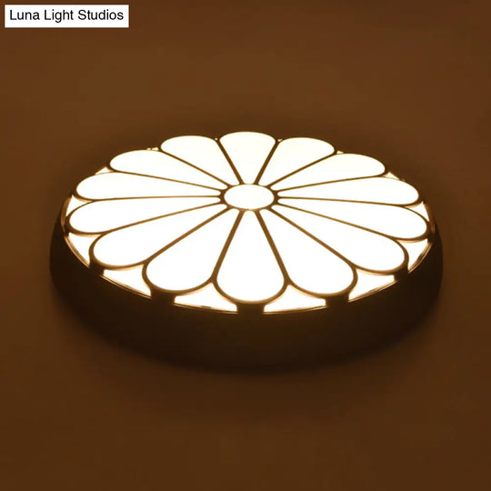 Modern Led Floral Metal Flush Mount Ceiling Lamp For Bedroom Lighting