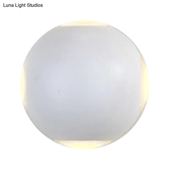 Modern Metal Flush Wall Sconce: Nordic 4-Light Dome Mount Lamp In Black/White