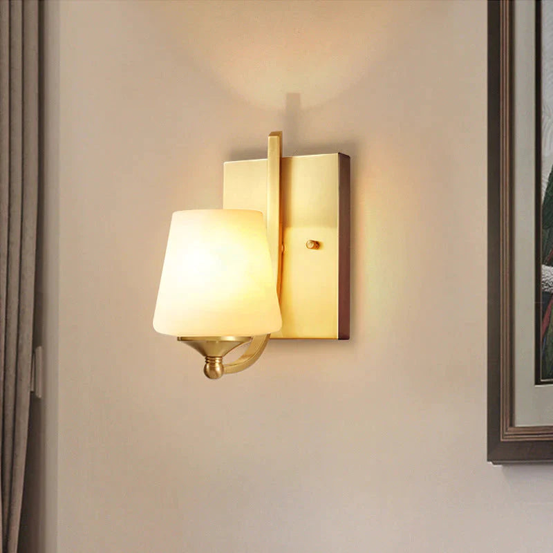 Moderne minimalistische kreative Wohnzimmerlampe Schlafzimmer Scheinwerfer Gang Kupfer Wandleuchte