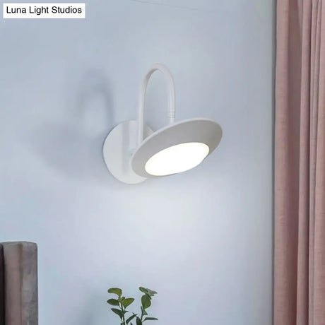 Modern Rotatable Urn Wall Sconce Lamp In Metallic White/Coffee With Led Lighting And Gooseneck Arm