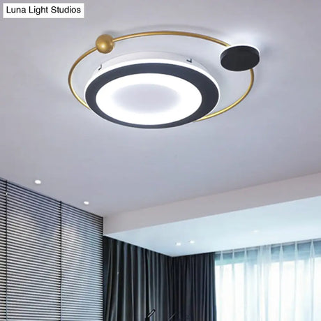 Modern Round Bedroom Flush Mount Light Fixture - 16.5’/20.5’ Metal Ceiling In Black/Gold Led