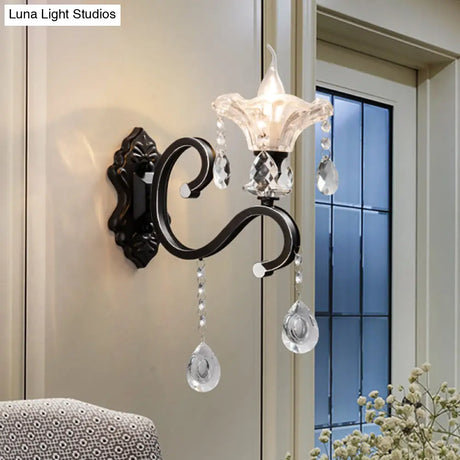 Modern Scalloped Crystal Wall Lamp With Curved Arm In Black