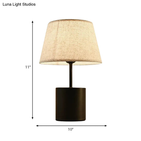Modern Tapered Reading Book Light: Fabric Led Desk Lamp In Black/White For Bedside