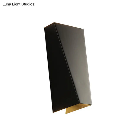 Modern Trapezoid Wall Washer Led Bedside Lamp In Black/White